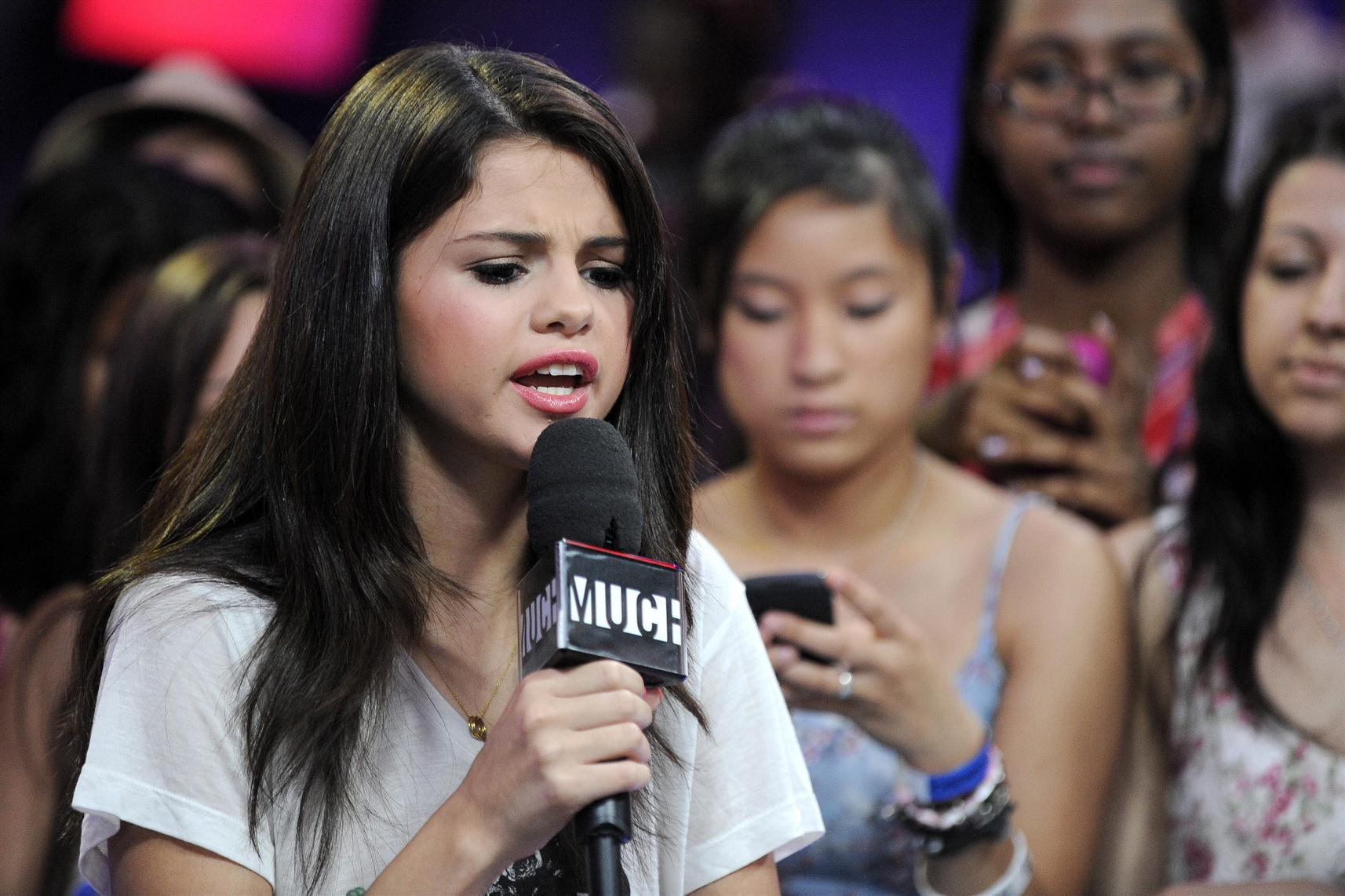 Selena Gomez appears on 'Much Music' | Picture 64481